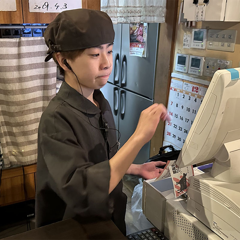 先輩社員-2