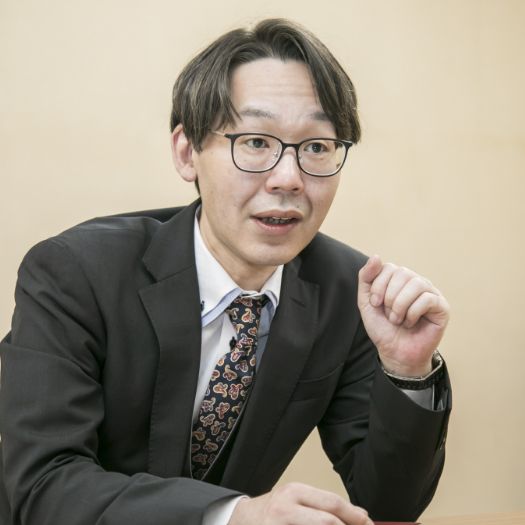 先輩社員-3